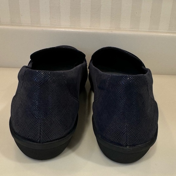 Clarks Cloudsteppers Ayla Slip On Loafer Flats - Picture 9 of 16